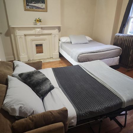 New York City Guesthouse Экстерьер фото