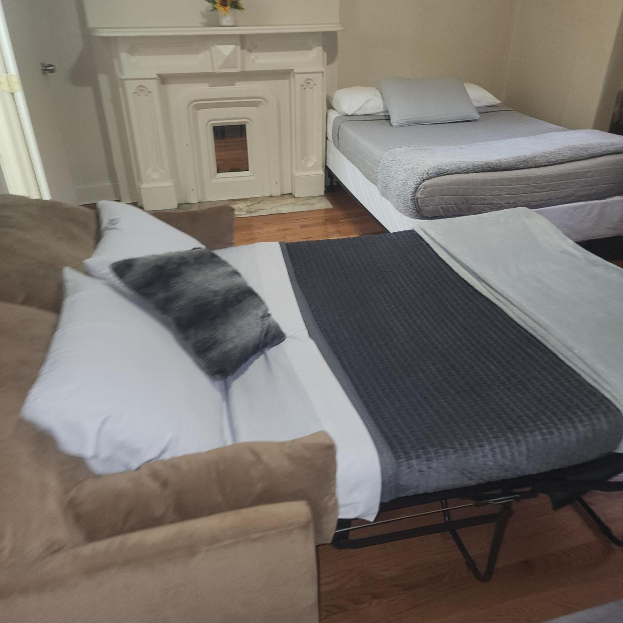 New York City Guesthouse Экстерьер фото